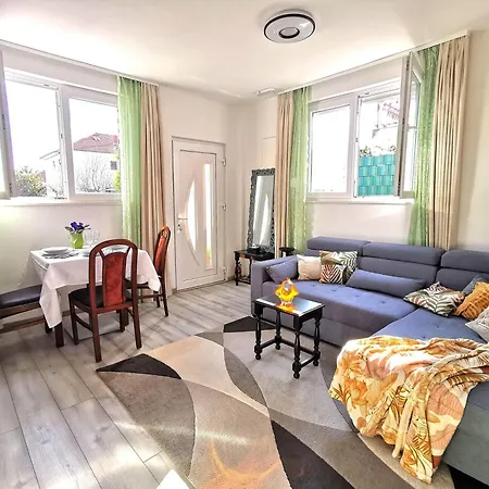 With A Parking Space Kastel Stari, - 23053 Kastela