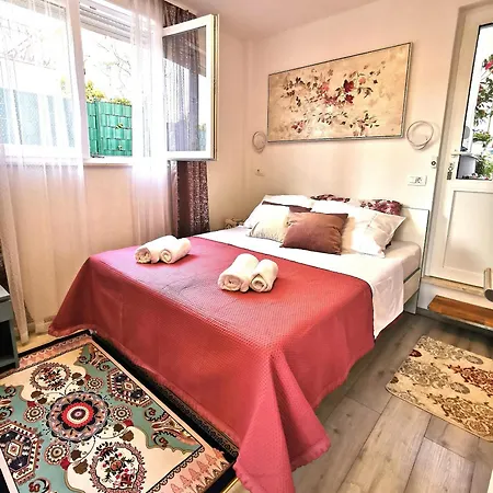 With A Parking Space Kastel Stari, - 23053 Apartman